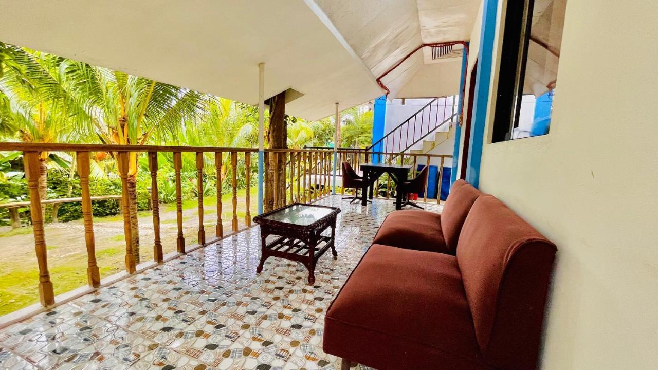 La Concepcion Cove Garden Resort モアルボアル エクステリア 写真