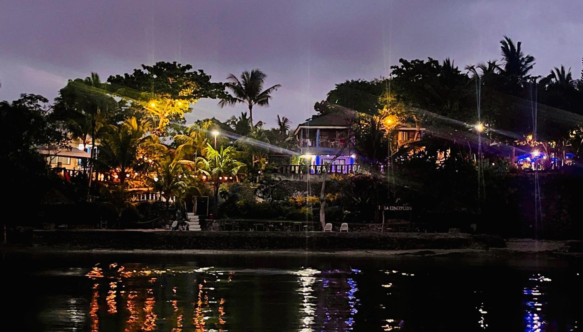 La Concepcion Cove Garden Resort モアルボアル エクステリア 写真